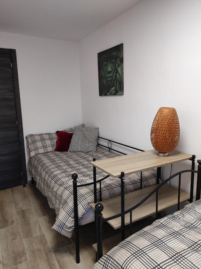 Lille En Provence Villa Valencia Exteriör bild