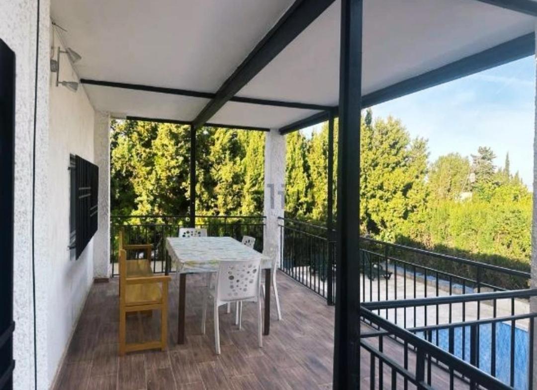 Lille En Provence Villa Valencia Rum bild